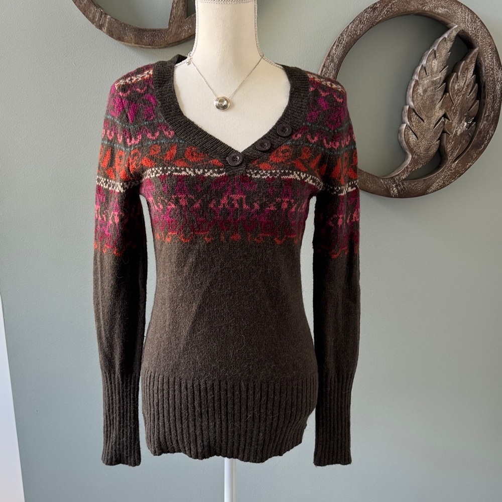 DKNY Brown V-Neck Fair Isle Sweater with Pink & Red Accents size M